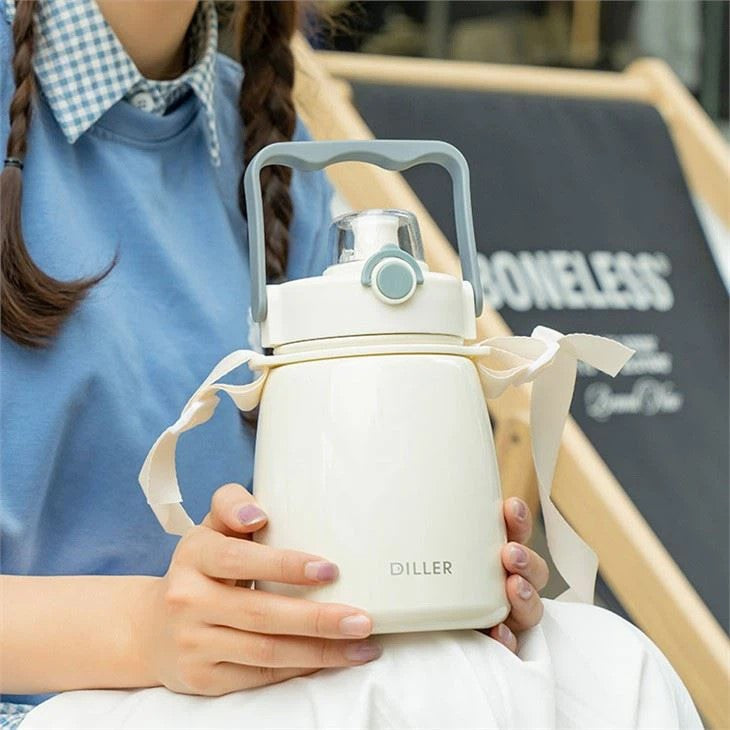 Vacuum Insulated Water Bottle With Straw