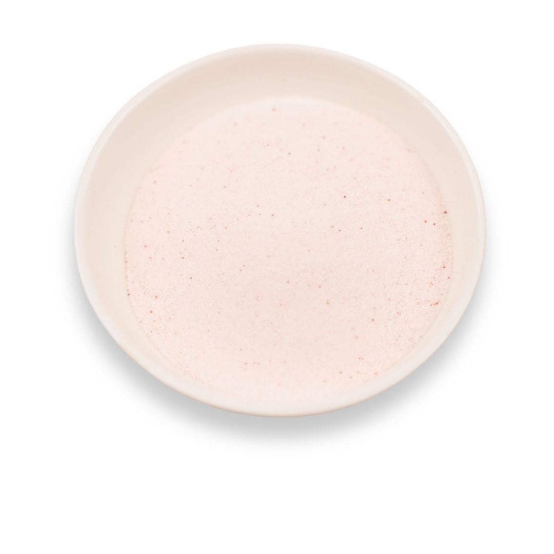 strawberry powder in bowl for milk tea smoothies and dessert drinks