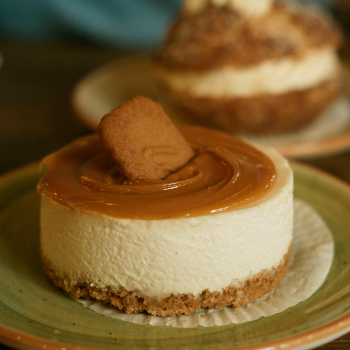Salted caramel dessert with creamy texture and caramel topping, perfect pairing with milk tea beverages